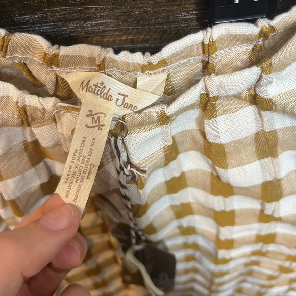 🩵Matilda Jane Tan Gingham Ruffle Blouse - Picture 2 of 3